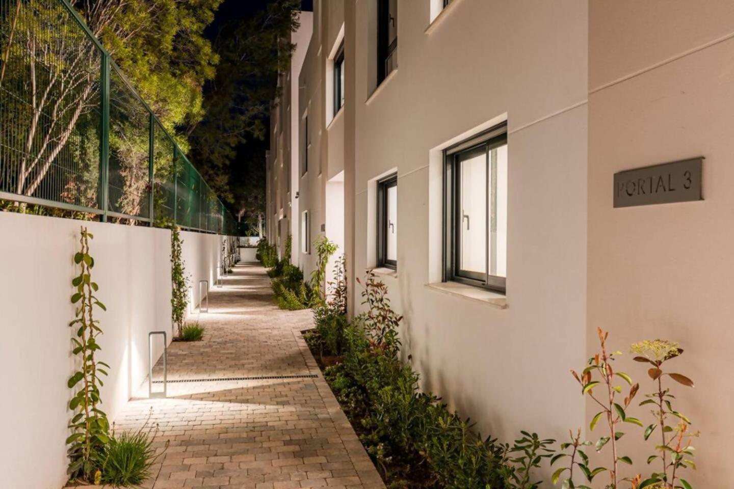 Апартаменты Bajo Con Jardin En La Milla De Oro Марбелья Экстерьер фото